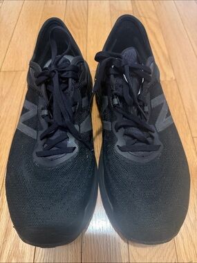 New Balance fresh foam X more size 9.5. 4E wide